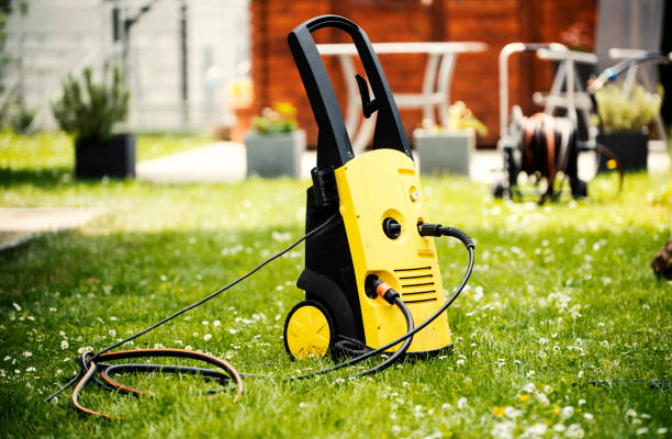 Best Playground Equipment Cleaning  in Crestwood, KY